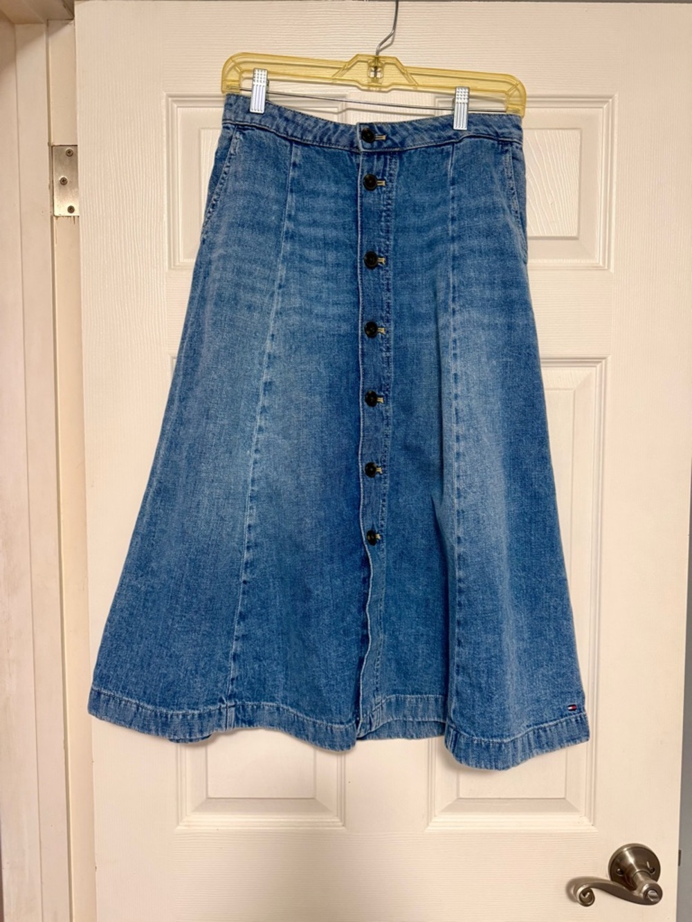Tommy Hilfiger Classic Blue Denim Button-Front A-Line Skirt